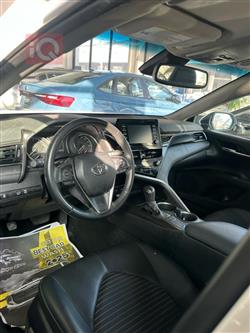 تۆیۆتا کامری